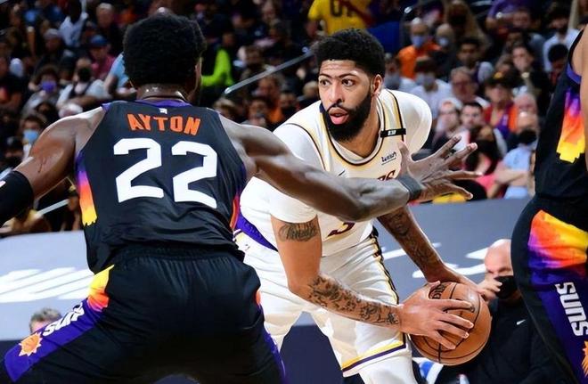 九游在线入口 -冲刺阶段菲尼克斯太阳备战全明星赛，队长鼓劲细节曝光，气氛紧张，医务组通报恢复(菲尼克斯太阳)