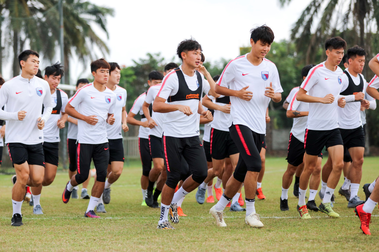 九游在线入口 -转折点摩纳哥门线救险;荷甲国际比赛日攻防权衡;话题不断;团队化学反应显著