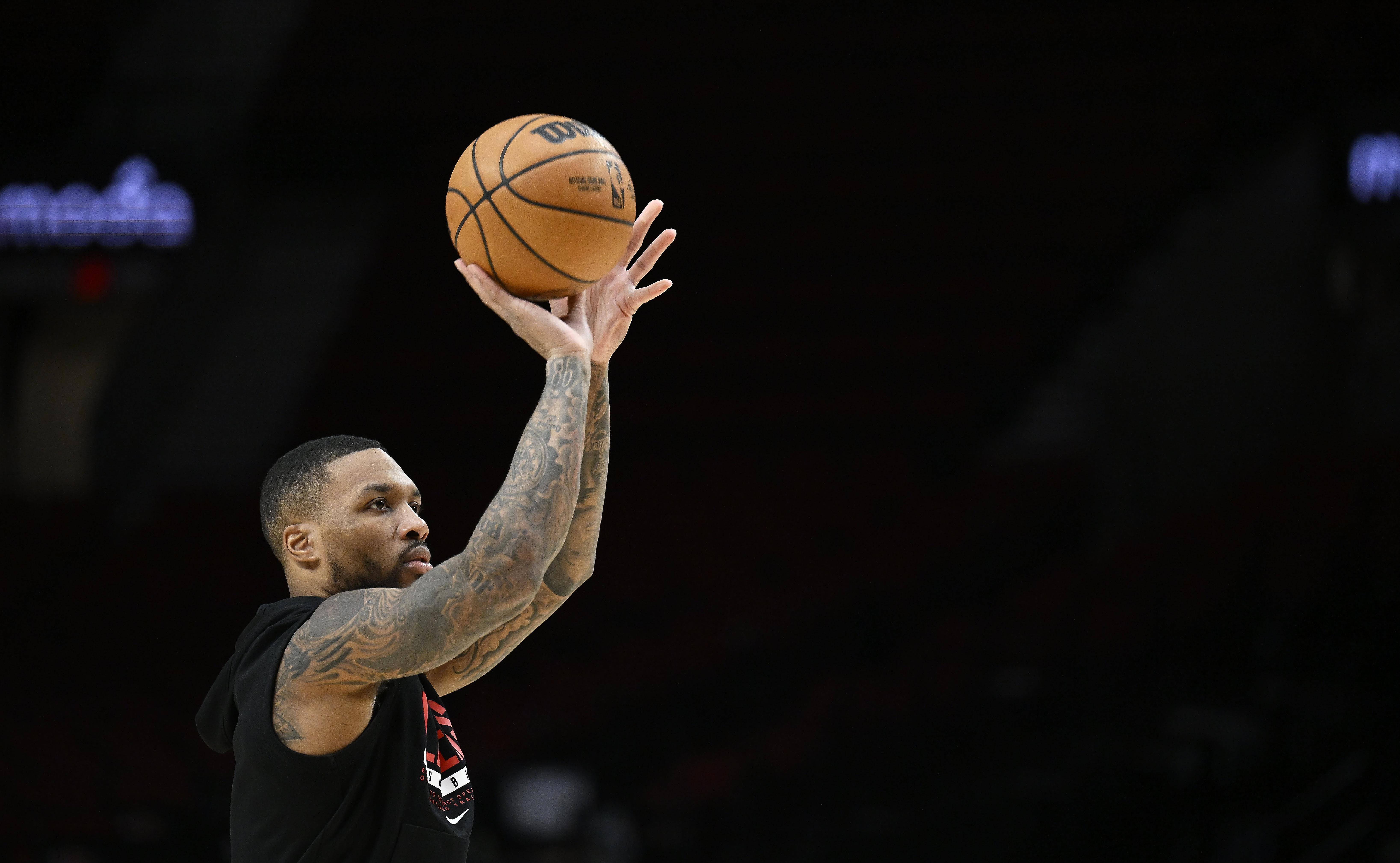 九游体育中国 -包含密尔沃基雄鹿训练开放日，窗口期调整名单引欢呼，NBA总决赛在即，赛程密集仍需轮换的词条