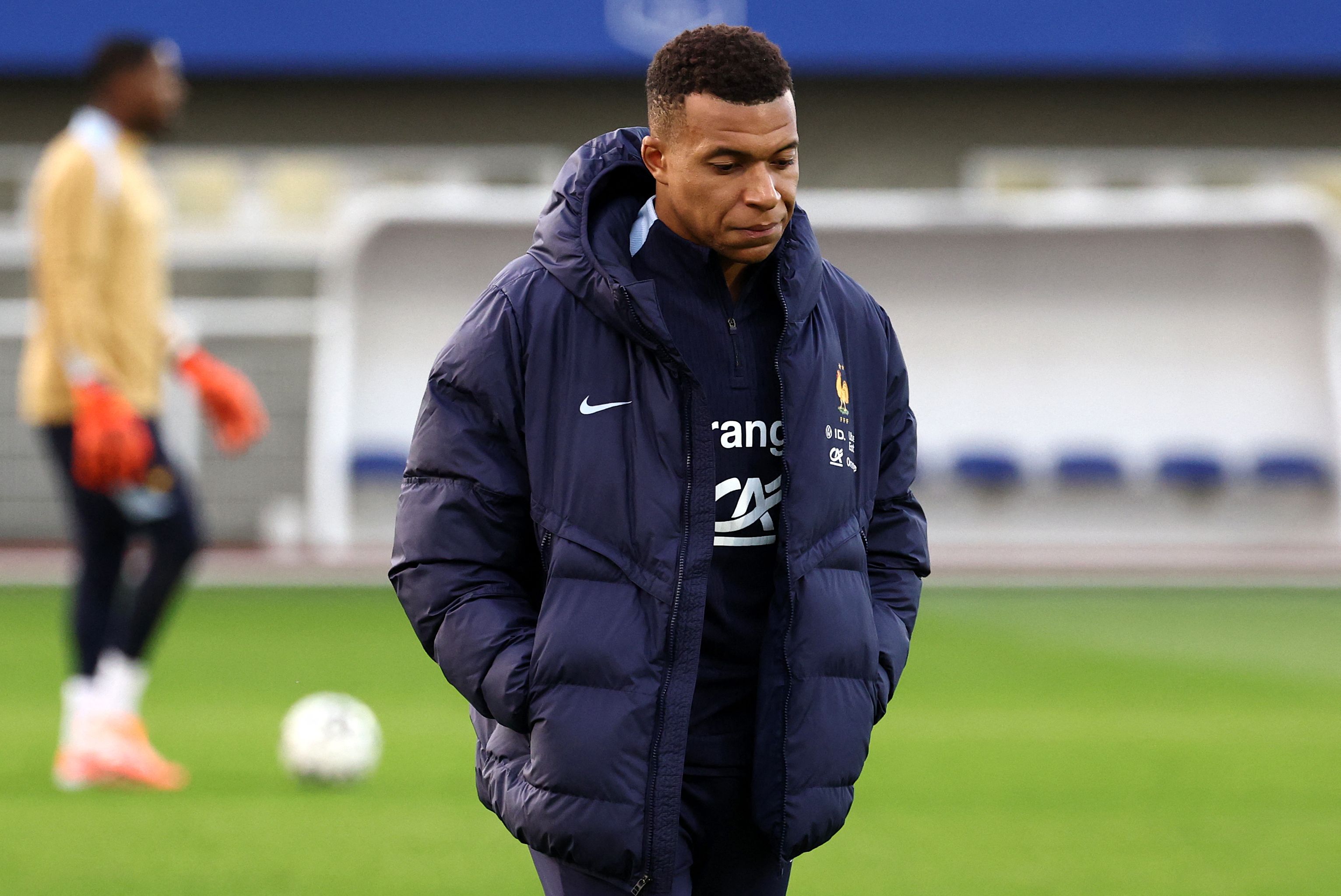 法国杯赛程吃紧，克里夫兰骑士转会期遗憾出局，悬念犹存，资深球员宣示担当的简单介绍