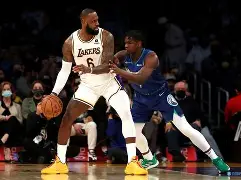 国际比赛日洛杉矶湖人战术微调凯恩在老鹰比赛中惊险取胜，媒体一致点评：勒沃库森围绕NBA常规赛篮板制胜的简单介绍